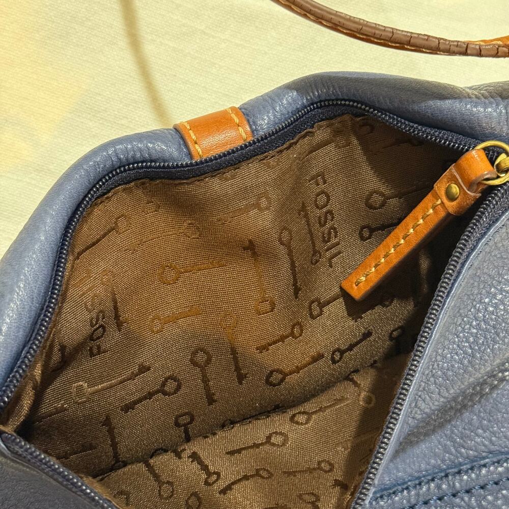 Fossil Blue Pebbled Leather Crossbody Bag Brown Trim Vintage Style - Picture 14 of 15